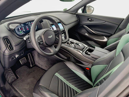 Aston Martin DBX 707