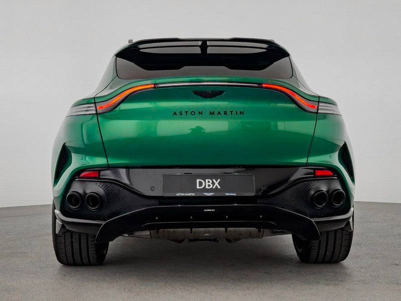 Aston Martin DBX 707